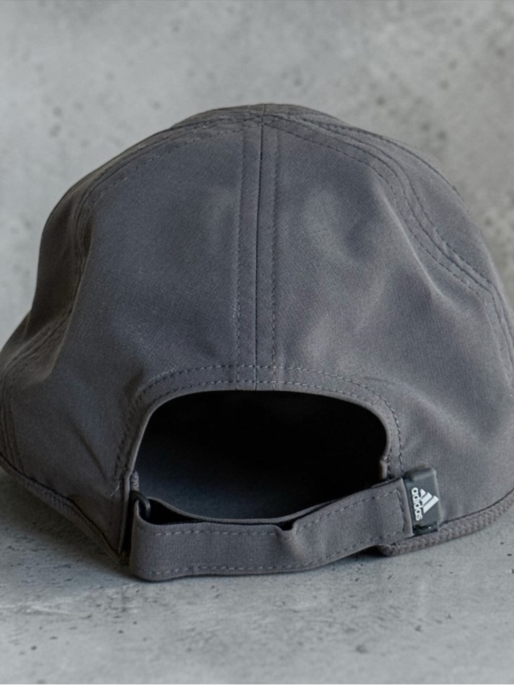 NWOT Adidas Women’s Grey Pink Baseball Cap with Pink Metallic Logo! One Size - Picture 4 of 12